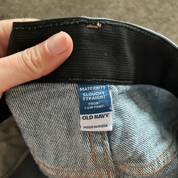 Size 2 maternity jean shorts old navy slouchy straight - Picture 4 of 4